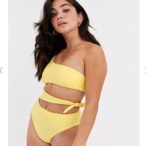 Abercrombie & Fitch Yellow One-Shoulder Swimsuit